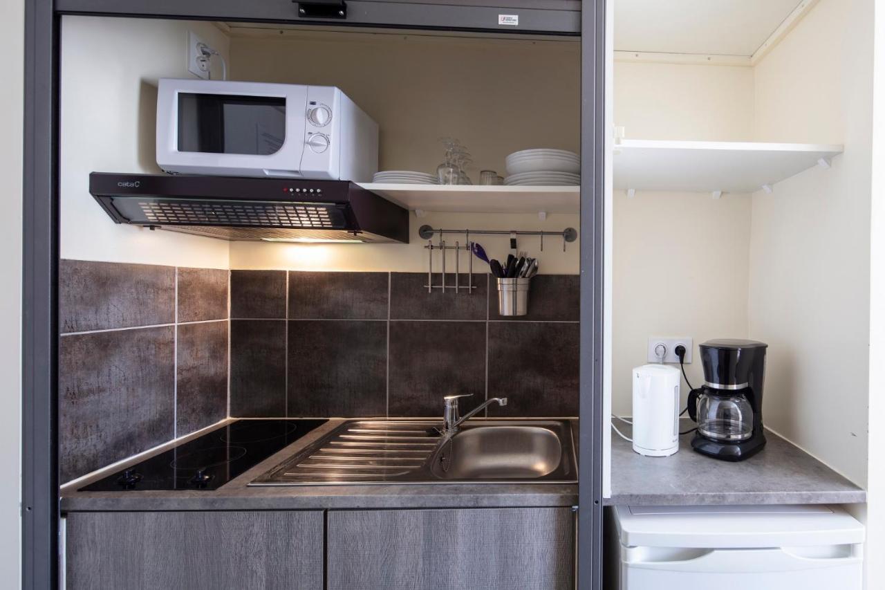 Hotel Les Rocailles Montagnac  Ngoại thất bức ảnh